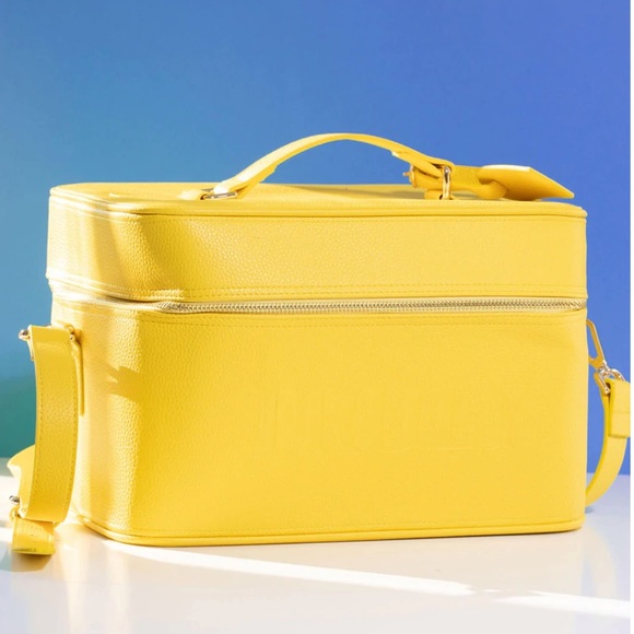 💛Truly Yellow Vegan Leather Trunk - Picture 13 of 14